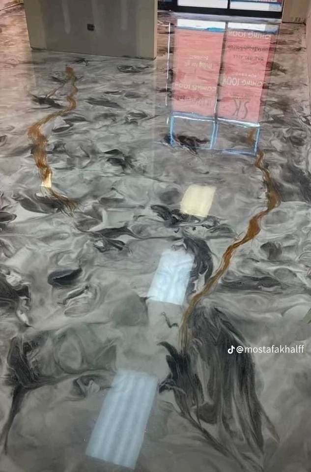 أرضية إيبوكسي ميتاليك فاخرة بتصميم رخامي